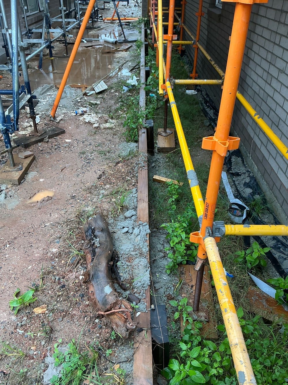 Appears fine, recorded during a waterproofing inspection in Holland Park