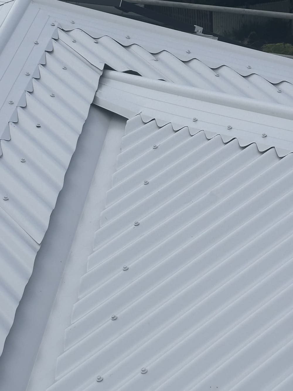 Improper installation, recorded during a lock-up inspection in Hawthorne